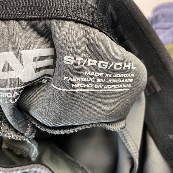 AMERICAN EAGLE Men's AE 24/7 Joggers Set of 4 Small Tall (ST) - Picture 8 of 12